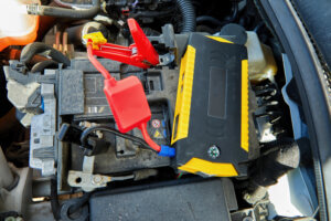 car battery replacement signs & lifespan